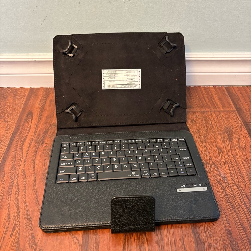 Black Bluetooth Keyboard Tablet Case